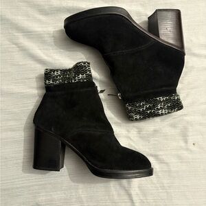 Chinese Laundry Black Knit Cuff Heeled Boots